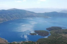 Nemrut Kalderası Çanağı Yürüyüşü Düzenlendi