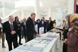 BEÜ Sürekli Eğitim Merkezi’nde El Sanatları, Giyim Üretim ve Harik Sergisi Açıldı