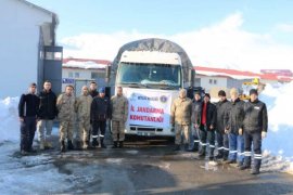 Bitlis’teki Askerleri Birlikler Deprem Bölgesinde Can Kurtarma Ümidiyle Çalışmalarını Aralıksız Sürdürüyor