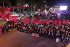Tatvan’da ‘15 Temmuz Demokrasi ve Milli Birlik Günü’ programı düzenlendi