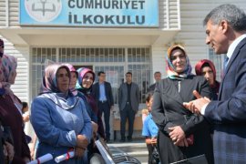 Okuma ve yazma seferberliği Tatvan’da ilk meyvelerini verdi