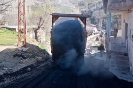 Bitlis’te yol asfaltlama çalışmalarına başladı