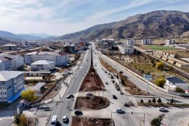 Vali Ahmet Karakaya, Tatvan Çevre Yolu Çalışmalarını Yerinde İnceledi