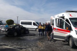 Tatvan’da Trafik Kazası 2 Ölü 6 Yaralı