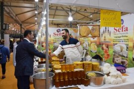 Tanıtım Günlerinde Tatvan Standına Yoğun İlgi