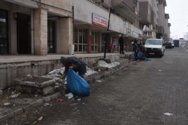 Bitlis Belediyesi Bahar Temizliğine Başladı