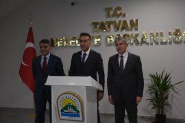 Bitlis Valisi Çağatay, Tatvan ilçesini ziyaret etti