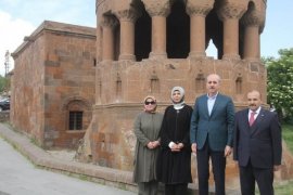 Bakanı Kurtulmuş Ahlat'ı ziyaret etti