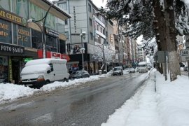 Tatvan'da Kar Yağışı