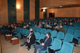 Tatvan Can Hastanesi çalışanları için seminer düzenlendi