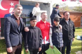 Van Gölü sahilinde bisiklet turu düzenlendi