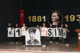 Hizan’da 10 Kasım Atatürk’ü Anma Programı Düzenlendi