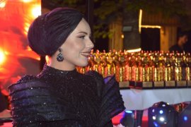 Bitlis'te Sektörün Yıldızları Ödül Gecesi Düzenlendi