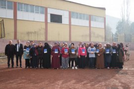 Bitlis Belediyesi bünyesinde bayanlar sağlık yaşam için koştu