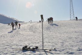 Yarıyıl Tatilinde Kayak Merkezi Yoğunluğu