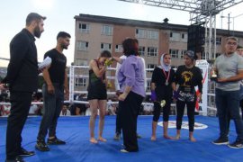 Bitlis’te “Uluslararası Muay Thai Galası” Düzenlendi