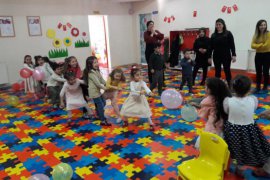 Tatvan’daki anaokulunda ‘İyi ki Çocuğum’ partisi düzenlendi