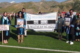 Bitlis Eren Üniversitesi'nde Mezuniyet Töreni Düzenlendi