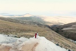 Nemrut Dağı Zirvesinde Evlenme Teklifi