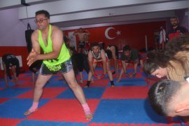 Tatvan’da Düzenlenen Uluslararası Muay Thai Kampı'na 77 Sporcu Katıldı