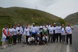 Kadınlar İle Aktivistler, Van Gölü İçin 140 Kilometre Yolu 4 Günde Yürüdü