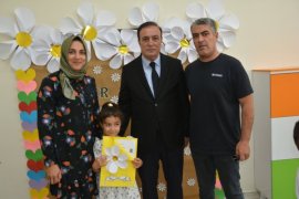 Tatvan’da 25 Bin Öğrenci Karne Aldı