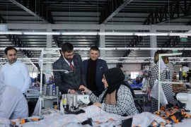 Başkan Tanğlay’dan Tekstil İşçisi Kadınlara 8 Mart Ziyareti