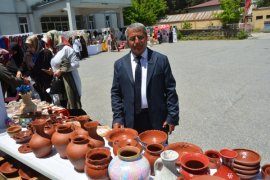 Tatvan Halk Eğitim Merkezi Yılsonu Sergisi Açtı