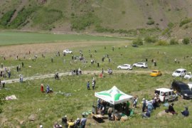 Nemrut Kalderası’nda ‘Uçurtma Şenliği’ Düzenlendi