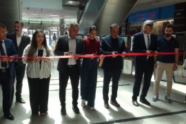 Liseli Öğrencilerin Resim Sergisine Yoğun İlgi
