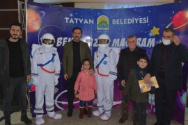 Tatvan’da ‘Planetaryum Uzay Çadırı’ Kuruldu