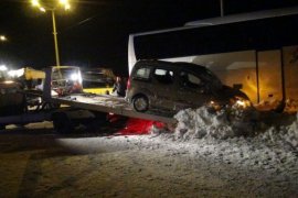 Tatvan’da meydana gelen trafik kazasında 5 kişi yaralandı