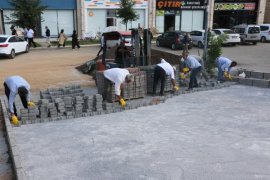 Bitlis Belediyesi’nin İstinat Duvarı ve Yol Yapım Çalışmaları Devam Ediyor