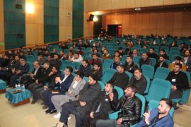 Köklü Değişim Tarafından Tatvan'da Konferans Düzenlendi