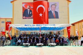 Bitlis POMEM’de 213 Polis Adayı Yemin Ederek Mezun Oldu