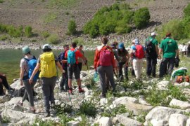 Bilim İnsanlarına Nemrut Kalderası’nda ‘Doğada Acil Müdahale Eğitimi’ Verildi