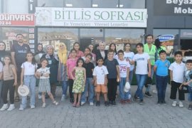 Bitlisli gönüllüler çocuklar için etkinlik düzenledi