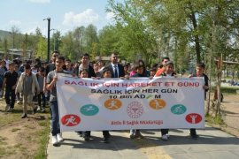 Tatvan’da ‘Sağlık İçin Hareket Et’ etkinliği düzenlendi