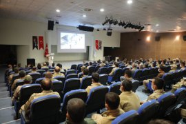 Bitlis’te Güvenlik Korucularına Hizmet İçi Eğitimi Verildi