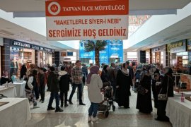 Tatvan’da ‘Maketlerle Siyer-i Nebi’ Sergisine Yoğun İlgi