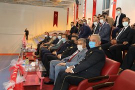 Bitlis’te Polis Adaylarının Mezuniyet Sevinci