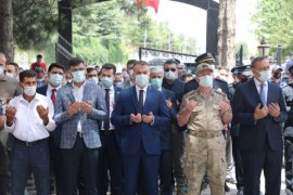 Bitlis’te 15 Temmuz Şehit ve Gazileri Anma Programı Düzenlendi