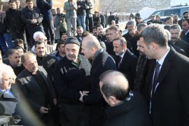 Bakanı Soylu, Şeyh Çevik’in taziyesine katıldı