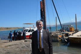 Tatvan’da 2 yeni iskele yapımına başlandı