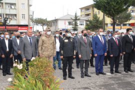 Tatvan'da Muhtarlar Günü Dolayısıyla Tören Düzenlendi