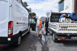 Tatvan’da araç dezenfekte istasyonu kuruldu