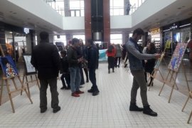 Tatvan’daki öğrenciler resim sergisi açtı