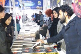 Tatvan Doğu Anadolu 1. Kitap Fuarı’na Yoğun İlgi