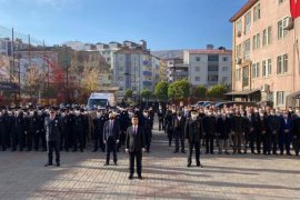 Güroymak’ta ‘10 Kasım Atatürk’ü Anma Programı’ Düzenlendi