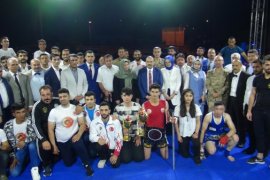 Bitlis’te Uluslararası Muaythai Galası düzenlendi